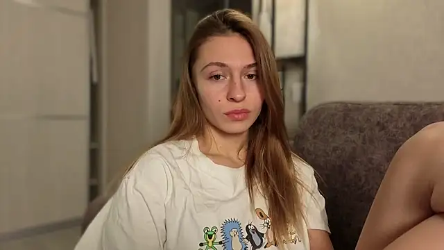 LovelyKatea's cam snapshot