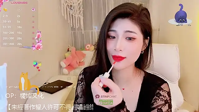 Vaidurya-Yolo live sex cam