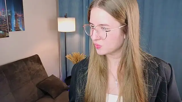 MowasaBritten's cam snapshot