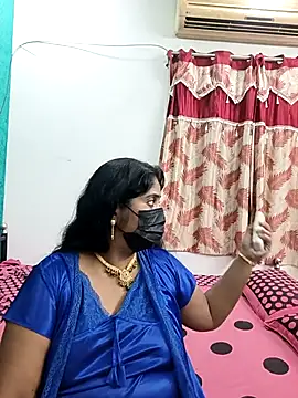 tamil-aunt's cam snapshot