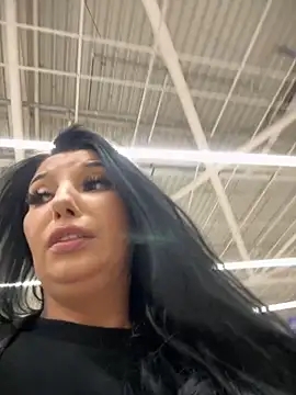 Tisha_Busty live sex cam