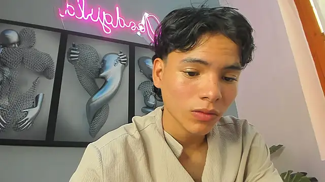 camillo_virgil live sex cam