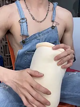 anhkiet_huang live sex cam