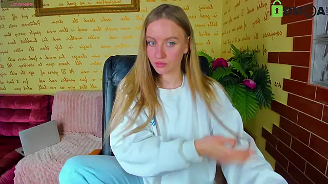 alexa_glory's cam snapshot