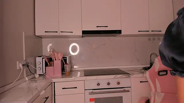 bae_lyn's cam snapshot