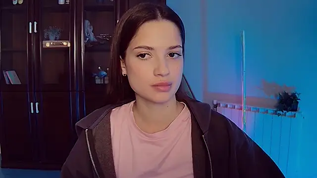 KiraVair's cam snapshot