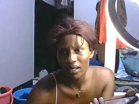 Horny_slut23's cam snapshot