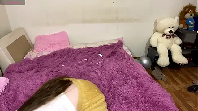 AlmetaBradicich's cam snapshot