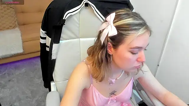 Lucia_Copper's cam snapshot