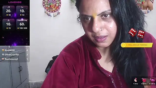 Sexy_komolika's cam snapshot