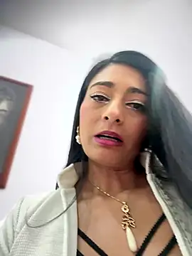 _Bella-Office1's cam snapshot