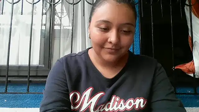 Rush_rosee_150's cam snapshot