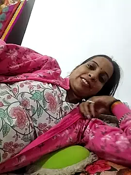 Hotty-Nidhi's cam snapshot