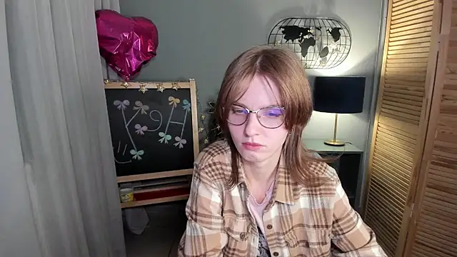 Madelaineses's cam snapshot