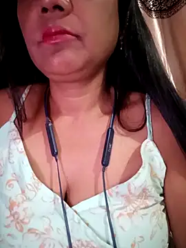 Love-pari09's cam snapshot