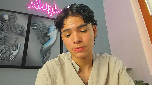 camillo_virgil live sex cam