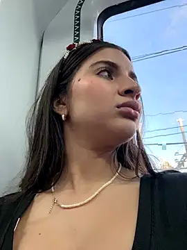 AnitaKariri live sex cam