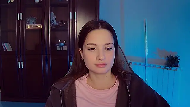 KiraVair's cam snapshot