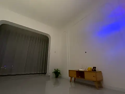 77momomo live sex cam