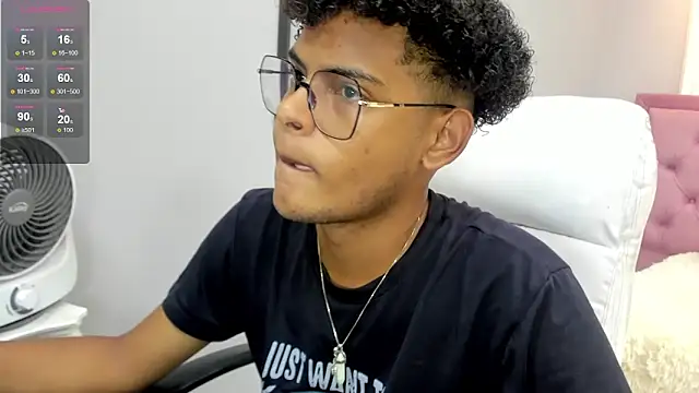 boylittle19cm's cam snapshot