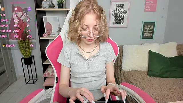 InfernoMia's cam snapshot