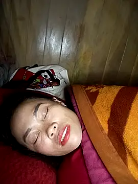 CoMay003's cam snapshot