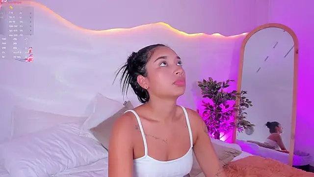 MissPocahontass's cam snapshot