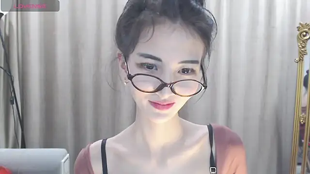 newfrommacau's cam snapshot