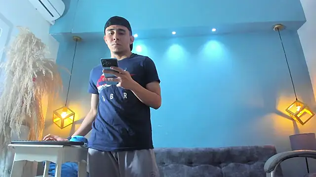 Eross_Santy's cam snapshot