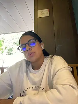 trianawhite's cam snapshot