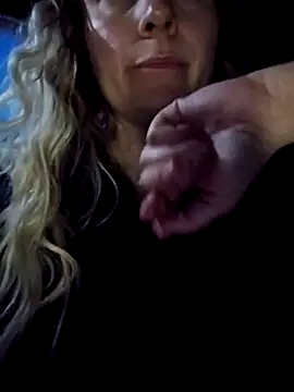 Bondgirl_013 live sex cam