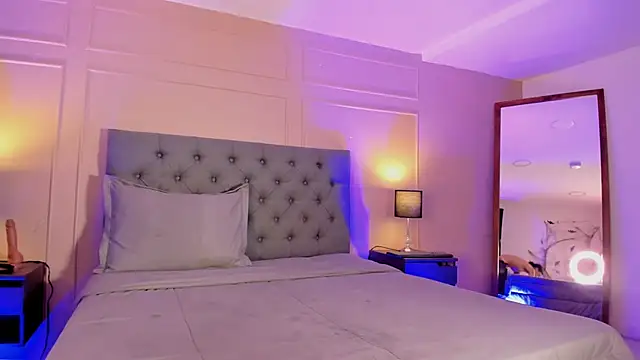 ALICESANDOVAL's cam snapshot