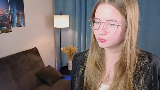 MowasaBritten's cam snapshot