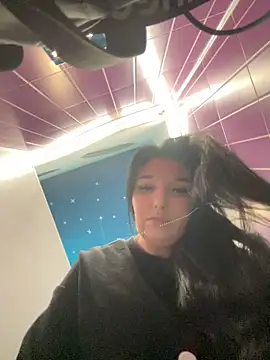 Tisha_Busty live sex cam