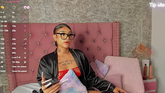 Mia_Jansen live sex cam