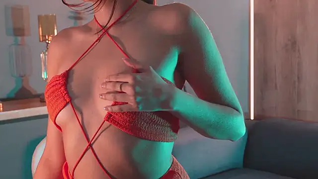 NaomiSainz live sex cam