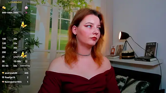 pretty_little_thing's cam snapshot