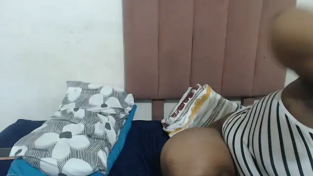 Chubby_Queenx255's cam snapshot