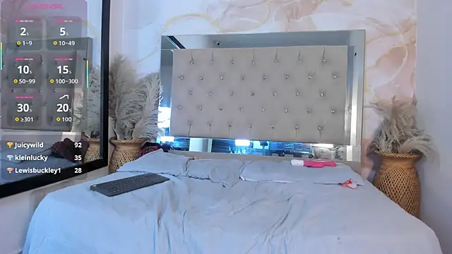 ainaah_ live sex cam