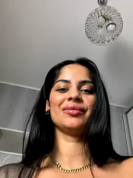 _adelle live sex cam