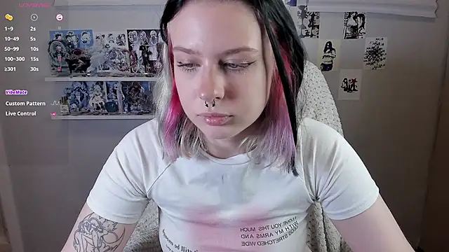 tender_kiitty live sex cam