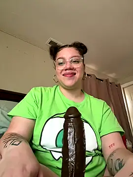 QueenNuttCollector live sex cam