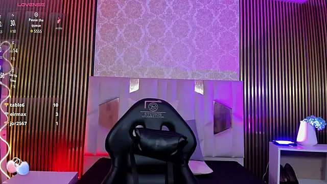 Adisson_Tay's cam snapshot