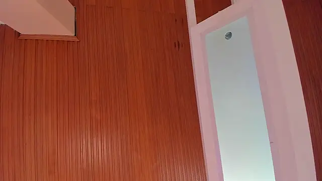 ruby_tylor_'s cam snapshot