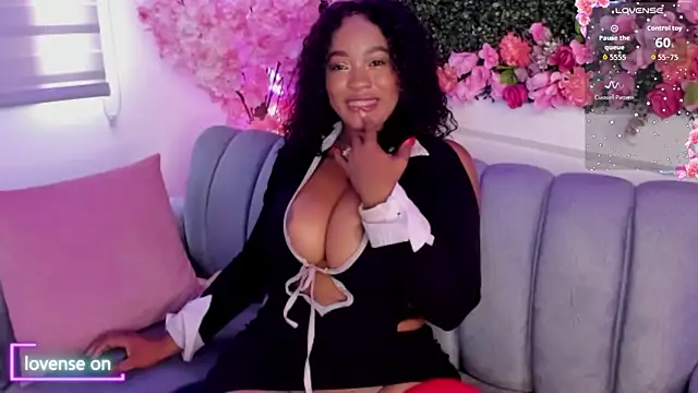 Doris_cruzz's cam snapshot