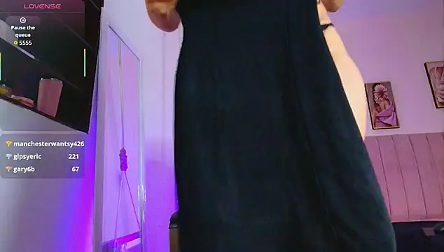 tiana_rosse_'s cam snapshot