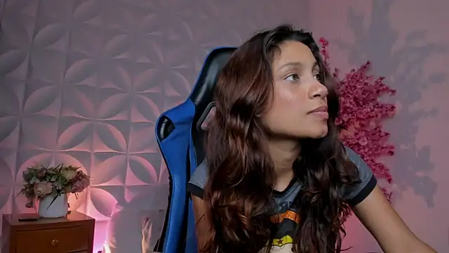 cora_22's cam snapshot