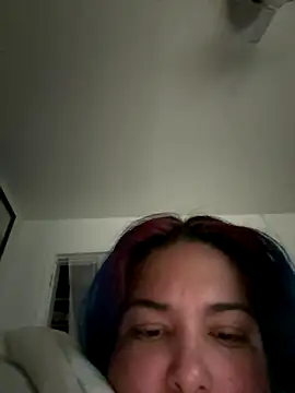 BiigMAMA_2025's cam snapshot