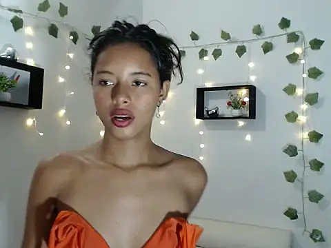 Nikolle_sexy's cam snapshot