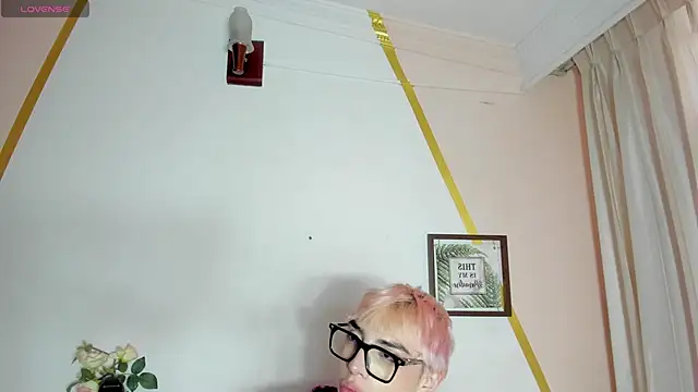 Strawberry_Kitty_ live sex cam